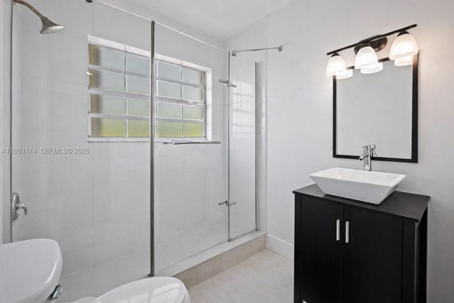 5239 SW 153rd Ave, Miami, FL 33185