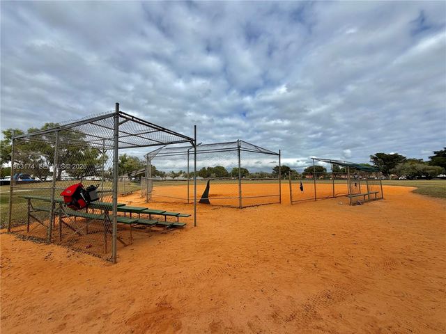 5239 SW 153rd Ave, Miami, FL 33185