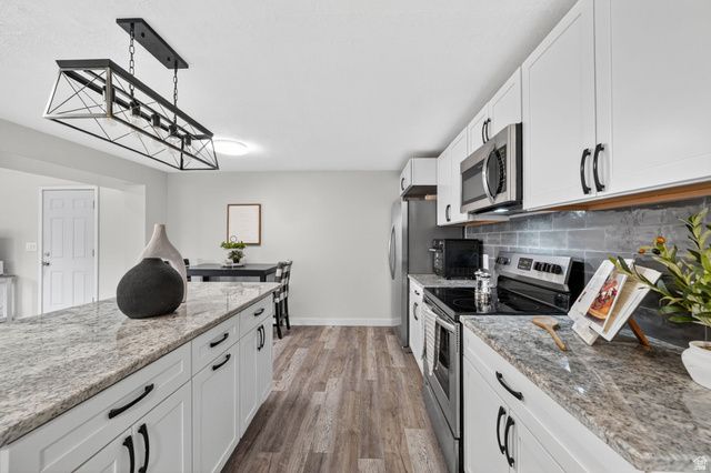 941 E STATICE AVE, Sandy, UT 84094