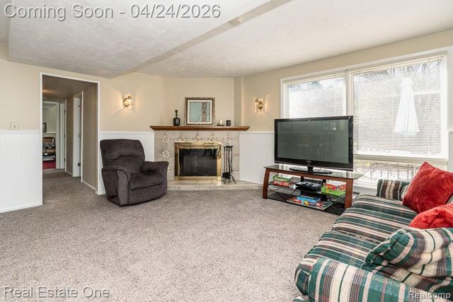 1841 Fair Oak Court, Rochester Hills, MI 48309