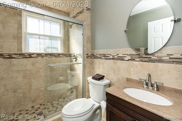 1841 Fair Oak Court, Rochester Hills, MI 48309