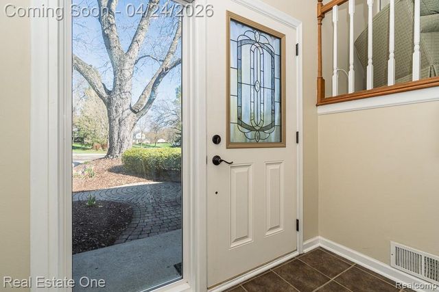 1841 Fair Oak Court, Rochester Hills, MI 48309