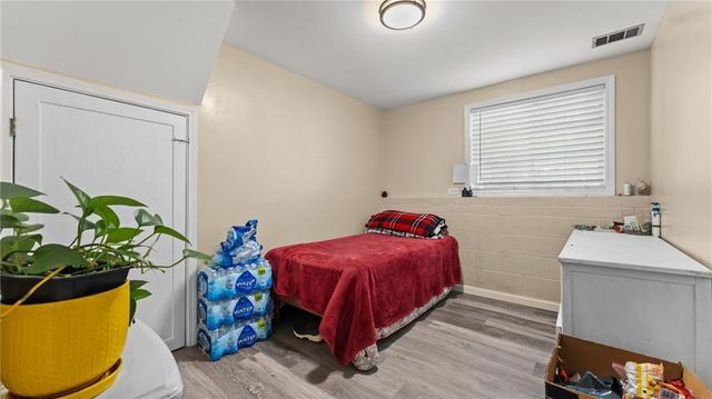 5172 Scarbrough Trail W, Stone Mountain, GA 30088
