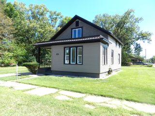 1097 Pearl Street, Benton Harbor, MI 49022