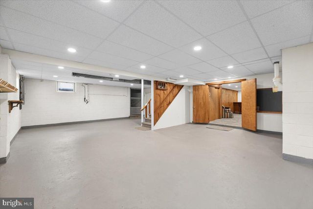 806 LAMBS RD, Mullica Hill, NJ 08062