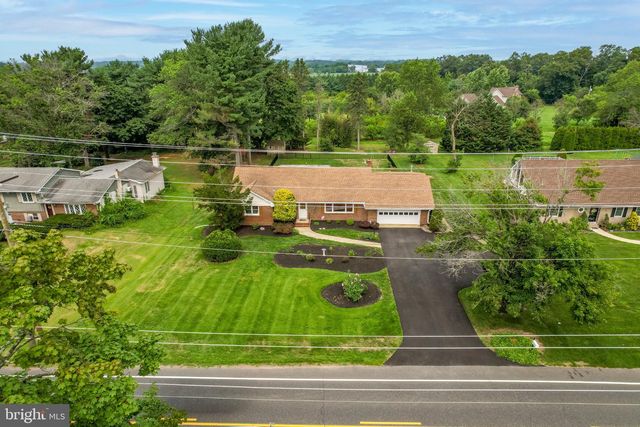 806 LAMBS RD, Mullica Hill, NJ 08062