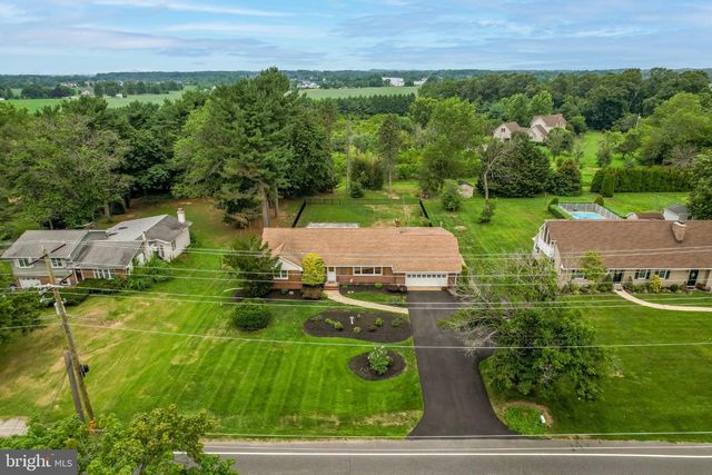 806 LAMBS RD, Mullica Hill, NJ 08062
