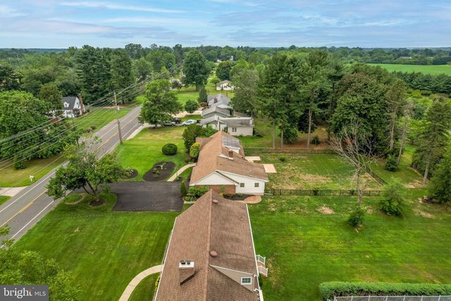 806 LAMBS RD, Mullica Hill, NJ 08062