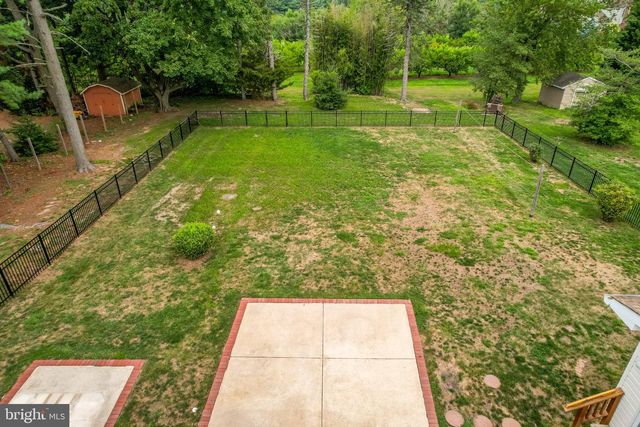 806 LAMBS RD, Mullica Hill, NJ 08062