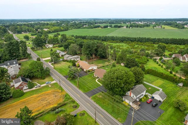 806 LAMBS RD, Mullica Hill, NJ 08062