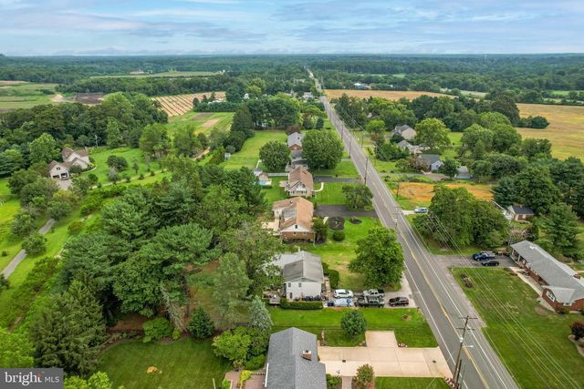 806 LAMBS RD, Mullica Hill, NJ 08062