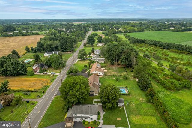 806 LAMBS RD, Mullica Hill, NJ 08062