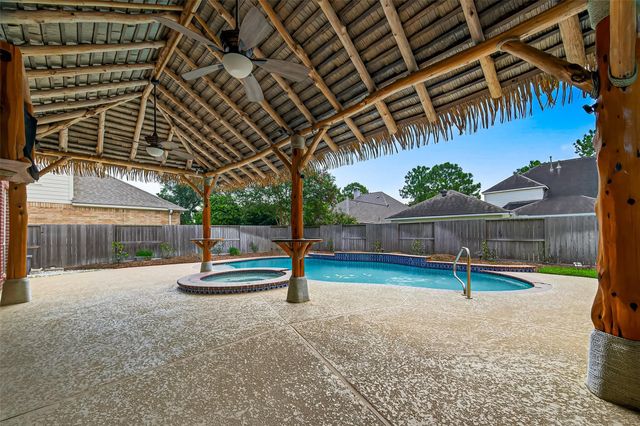 2383 Indigo Harbour Lane, League City, TX 77573