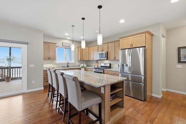 2832 No Oaks Ridge, Fitchburg, WI 53711