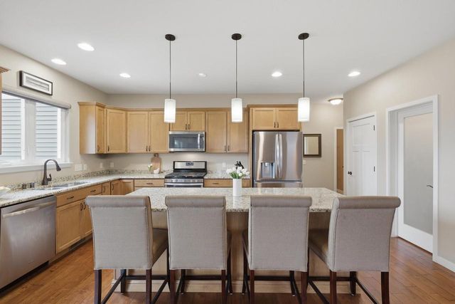 2832 No Oaks Ridge, Fitchburg, WI 53711