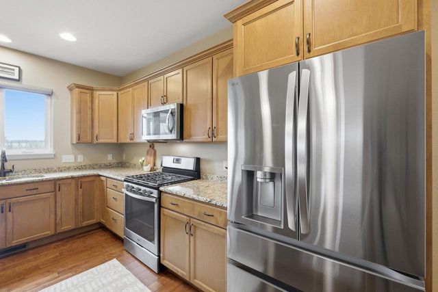 2832 No Oaks Ridge, Fitchburg, WI 53711