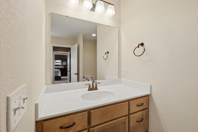 2832 No Oaks Ridge, Fitchburg, WI 53711