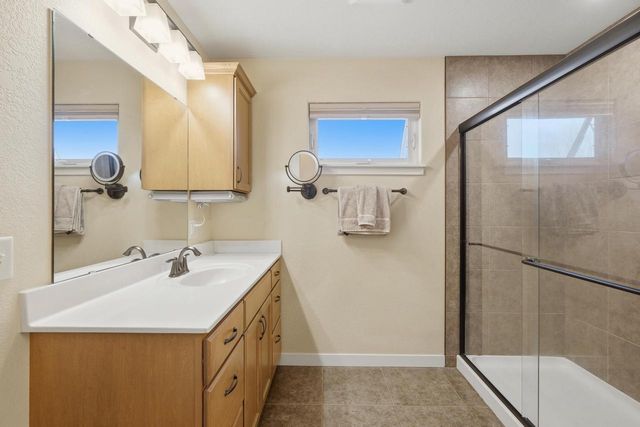 2832 No Oaks Ridge, Fitchburg, WI 53711