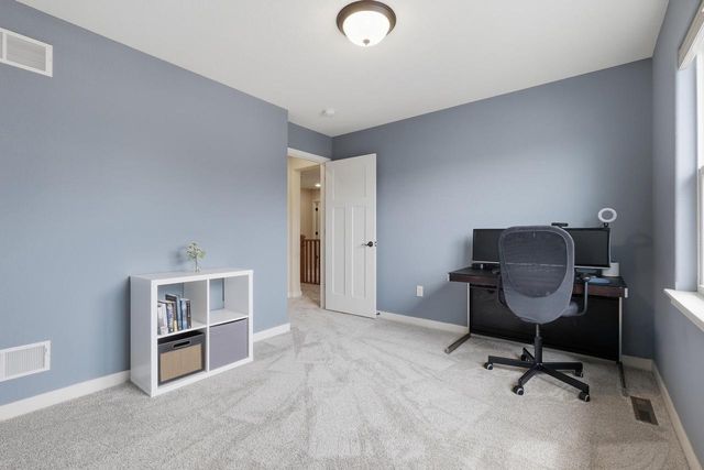 2832 No Oaks Ridge, Fitchburg, WI 53711
