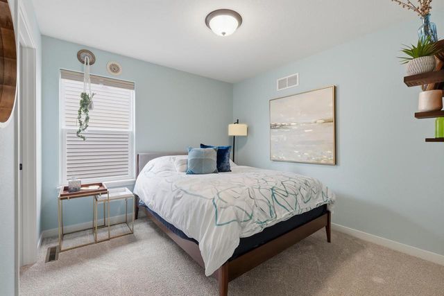 2832 No Oaks Ridge, Fitchburg, WI 53711