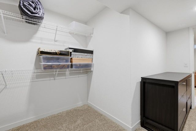 2832 No Oaks Ridge, Fitchburg, WI 53711