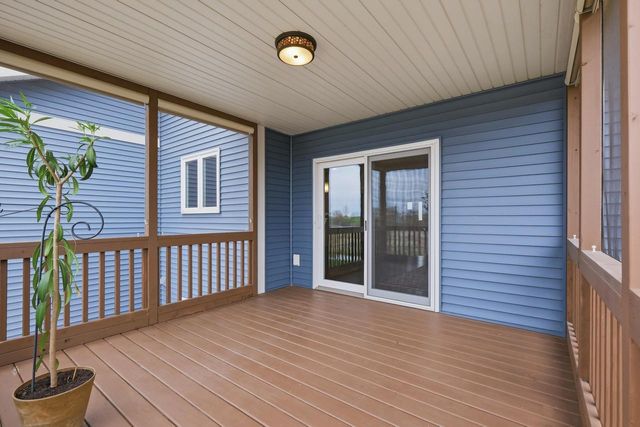 2832 No Oaks Ridge, Fitchburg, WI 53711