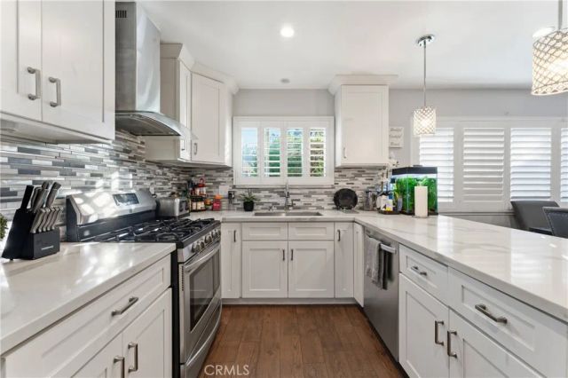 11800 Gager Street, Sylmar, CA 91342