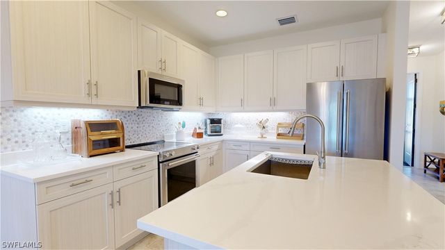 5692 Cassidy LN, Ave Maria, FL 34142