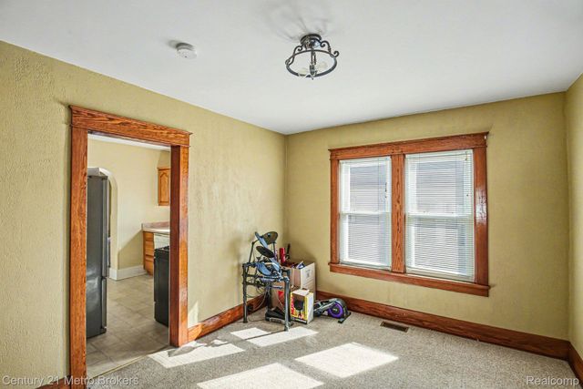 1800 W Genesee Street, Lapeer, MI 48446