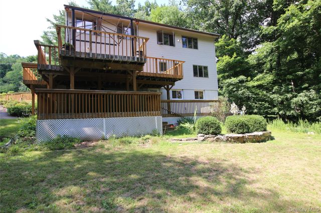 58 Kentview Drive, Carmel, NY 10512