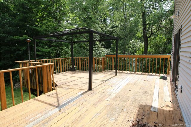 58 Kentview Drive, Carmel, NY 10512