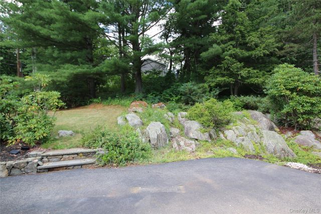 58 Kentview Drive, Carmel, NY 10512