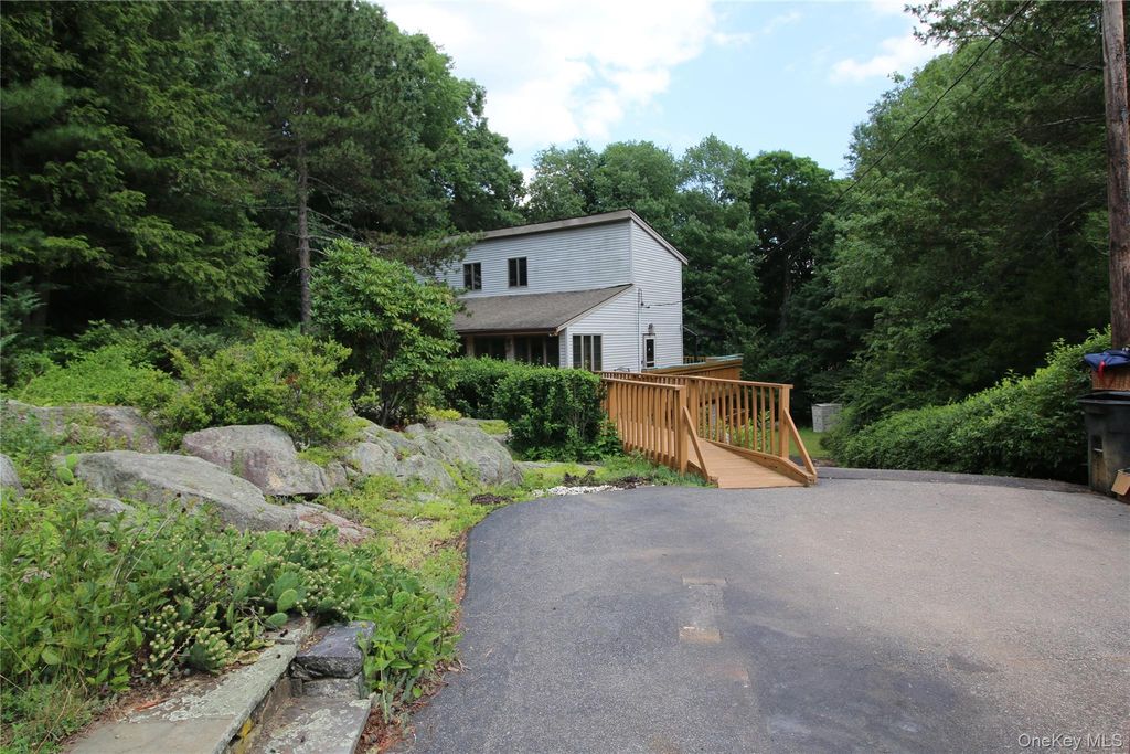 58 Kentview Drive, Carmel, NY 10512