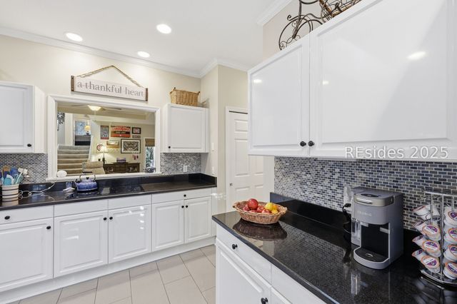 1 Oak Creek Dr, Hilton Head Island, SC 29928