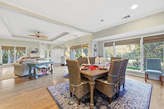 1 Oak Creek Dr, Hilton Head Island, SC 29928