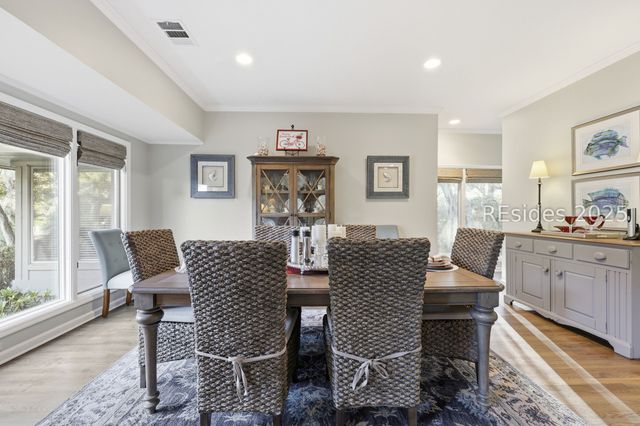 1 Oak Creek Dr, Hilton Head Island, SC 29928