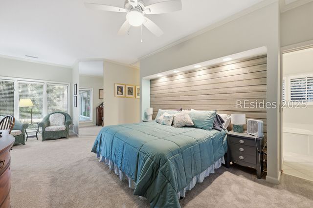 1 Oak Creek Dr, Hilton Head Island, SC 29928