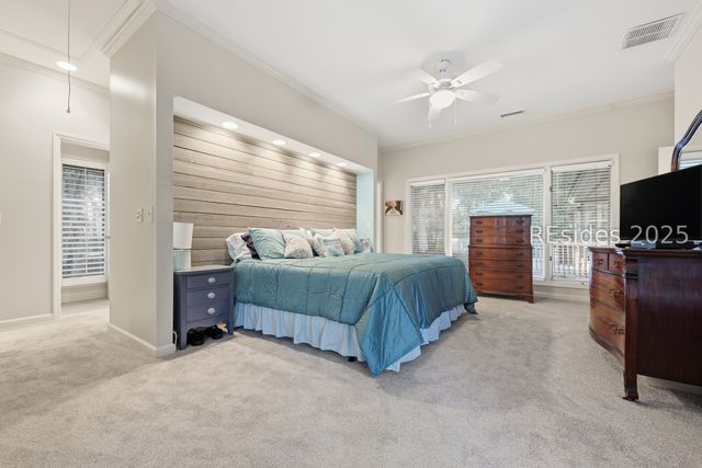 1 Oak Creek Dr, Hilton Head Island, SC 29928