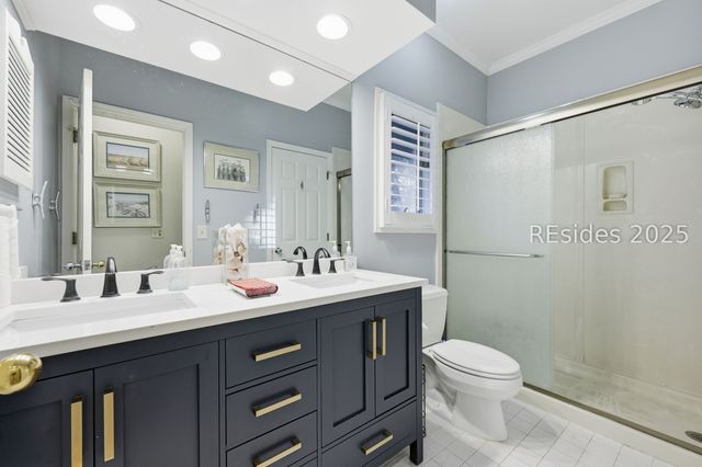 1 Oak Creek Dr, Hilton Head Island, SC 29928