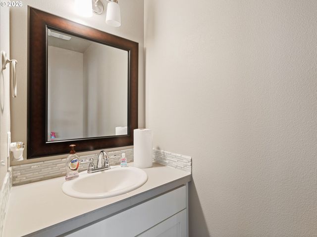 18394 Sw ANNAMAE Ln, Beaverton, OR 97003