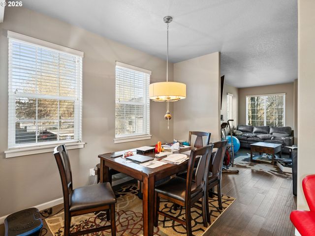 18394 Sw ANNAMAE Ln, Beaverton, OR 97003