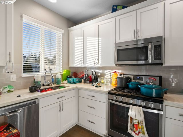 18394 Sw ANNAMAE Ln, Beaverton, OR 97003