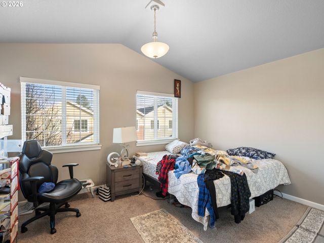 18394 Sw ANNAMAE Ln, Beaverton, OR 97003