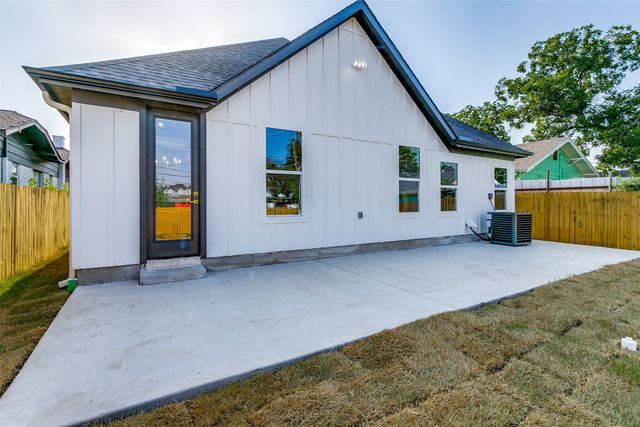 3641 Travis Avenue, Fort Worth, TX 76110