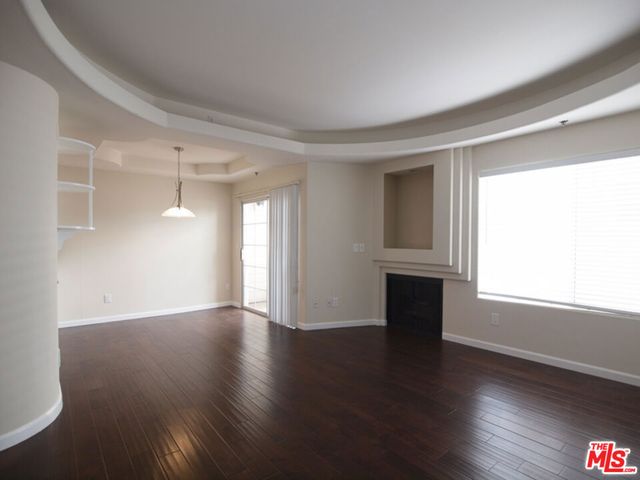 10627 Moorpark Street 4, North Hollywood, CA 91602