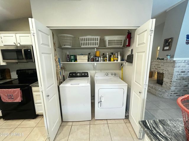 4332 W Morrow Drive, Glendale, AZ 85308