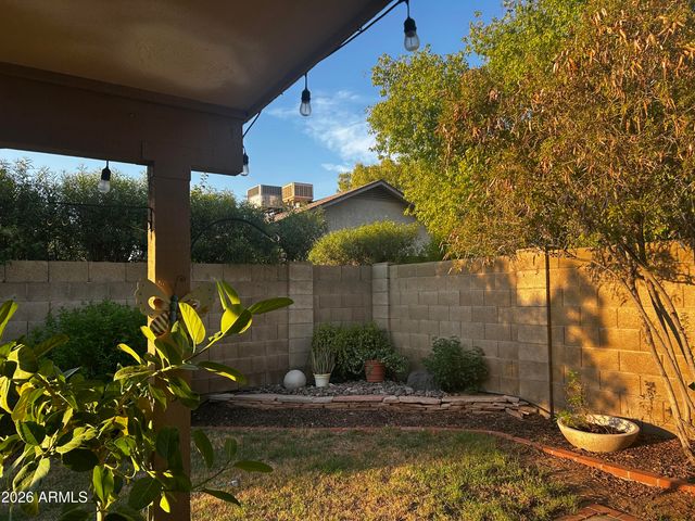 4332 W Morrow Drive, Glendale, AZ 85308
