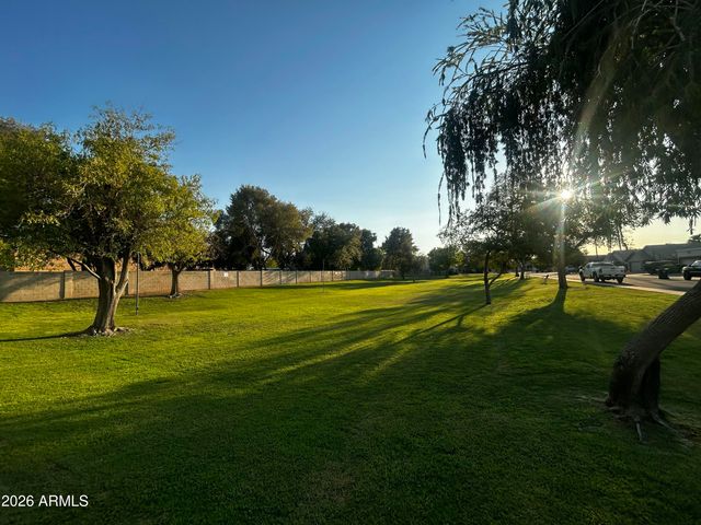 4332 W Morrow Drive, Glendale, AZ 85308