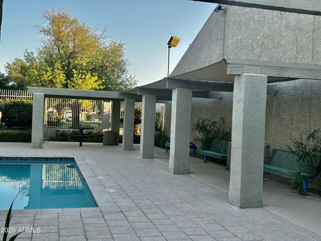 4332 W Morrow Drive, Glendale, AZ 85308