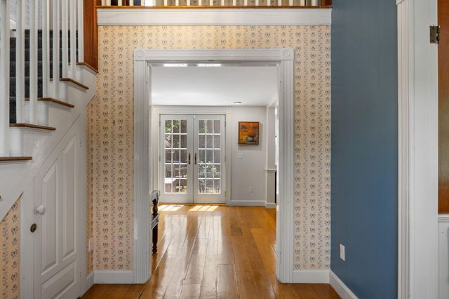 18 Old County Road, Sandwich, MA 02563